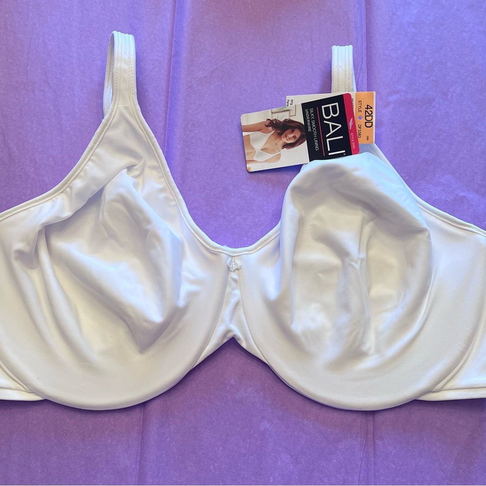 Bali White Underwire Comfort Minimizer Bra in 42DD